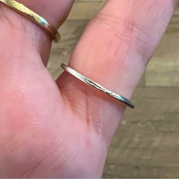 Sterling silver ocean wave ring Sz 7 - Picture 2 of 2